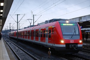 422 017 + 037 , 2008-12-04 04.12.08 - Hannover HBF.JPG