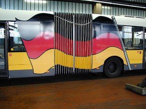 EM-Gelenkbus4.jpg (94.75 KiB) 5257 mal betrachtet EM-Gelenkbus4.jpg